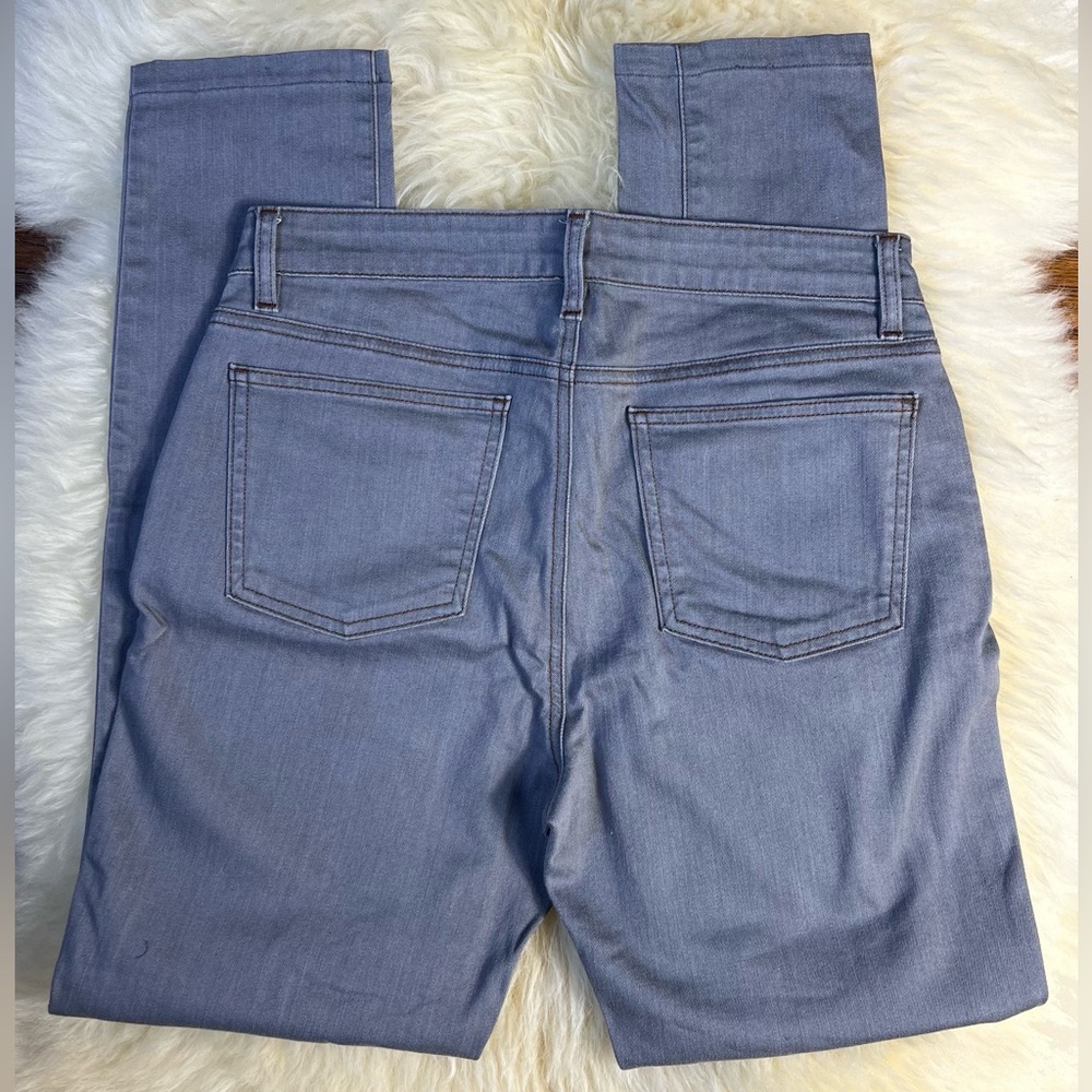 Eileen Fisher Light Grey Organic Stretch Jeans, Size 8 - Picture 2 of 7